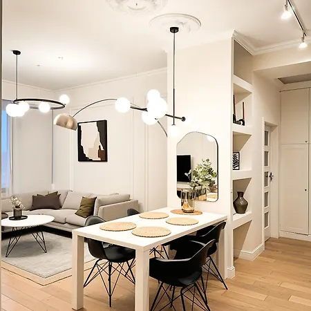 Unitapartament Delux Centrum Blisko Plac Zbawiciela Hala Koszyki Metro Politechnika Jest To Elegancki I Wygodny Na I W Warszawie - Zapraszamy Апартаменты