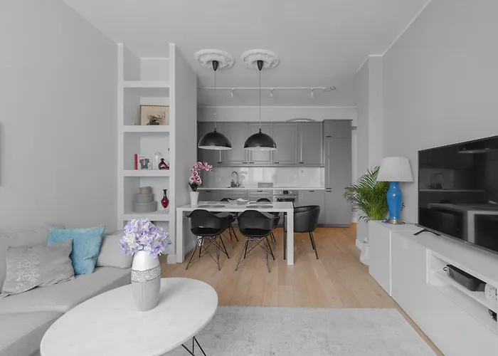 Unitapartament Delux Centrum Blisko Plac Zbawiciela Hala Koszyki Metro Politechnika Jest To Elegancki I Wygodny Na I W Warszawie - Zapraszamy