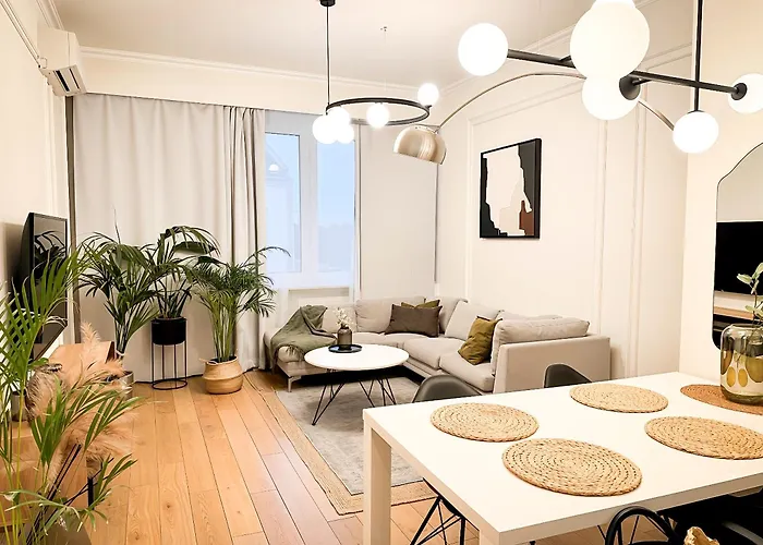 شقة Unitapartament Delux Centrum Blisko Plac Zbawiciela Hala Koszyki Metro Politechnika Jest To Elegancki I Wygodny Na I W Warszawie - Zapraszamy وارسو